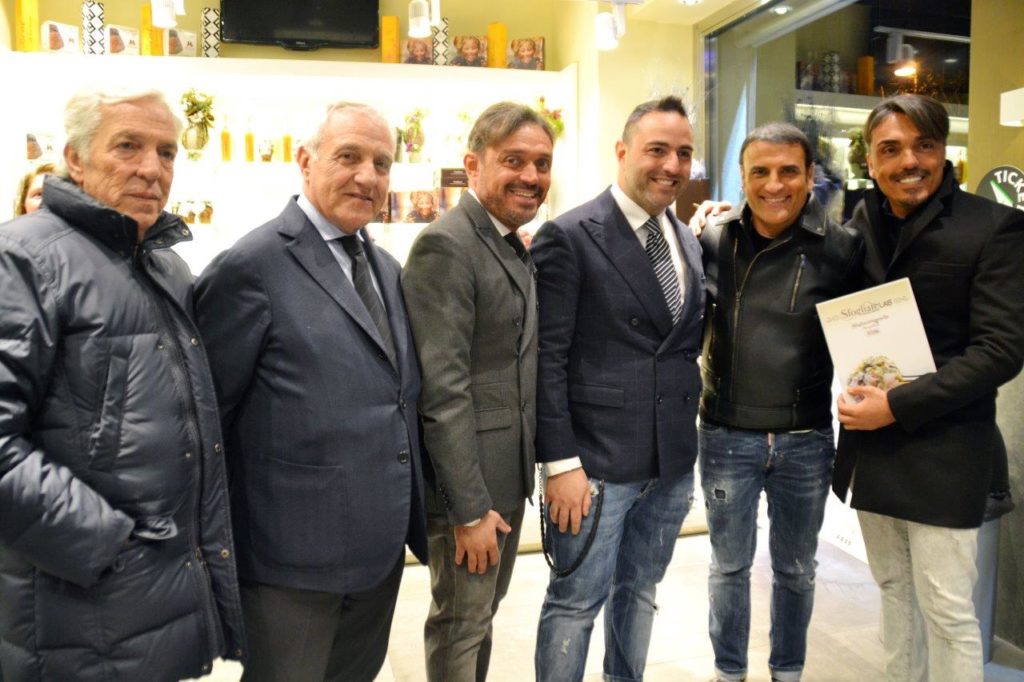 Da destra- Vincenzo Ferrieri, Sal Da Vinci, Vincenzo Ferrieri, Andrea Ferrieri, Salvatore Ferrieri e Francesco Ferrieri DSC_0024